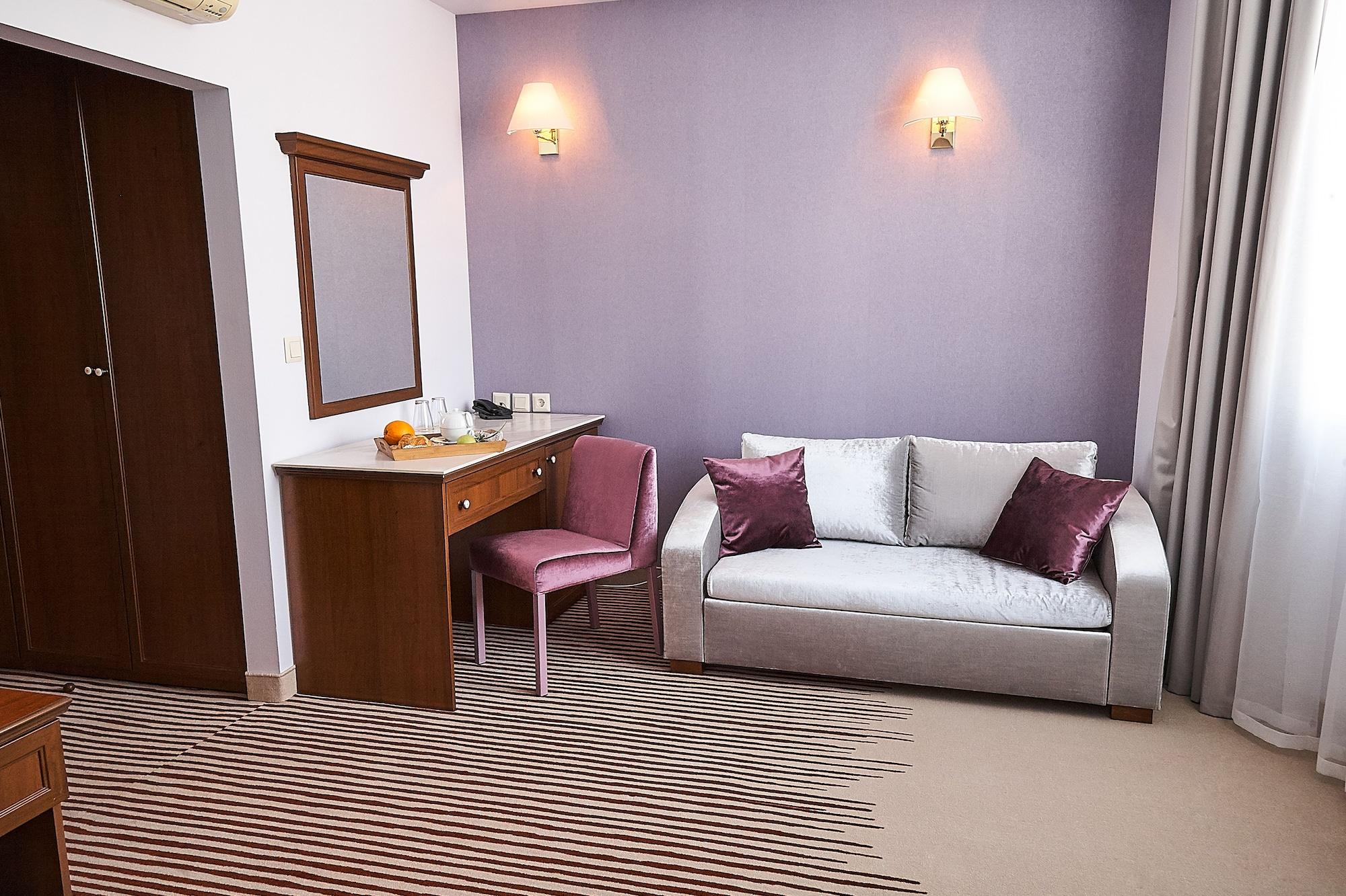 Otel Lion 3*
