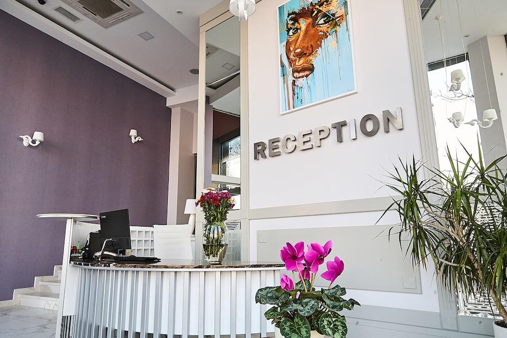 Otel Lion