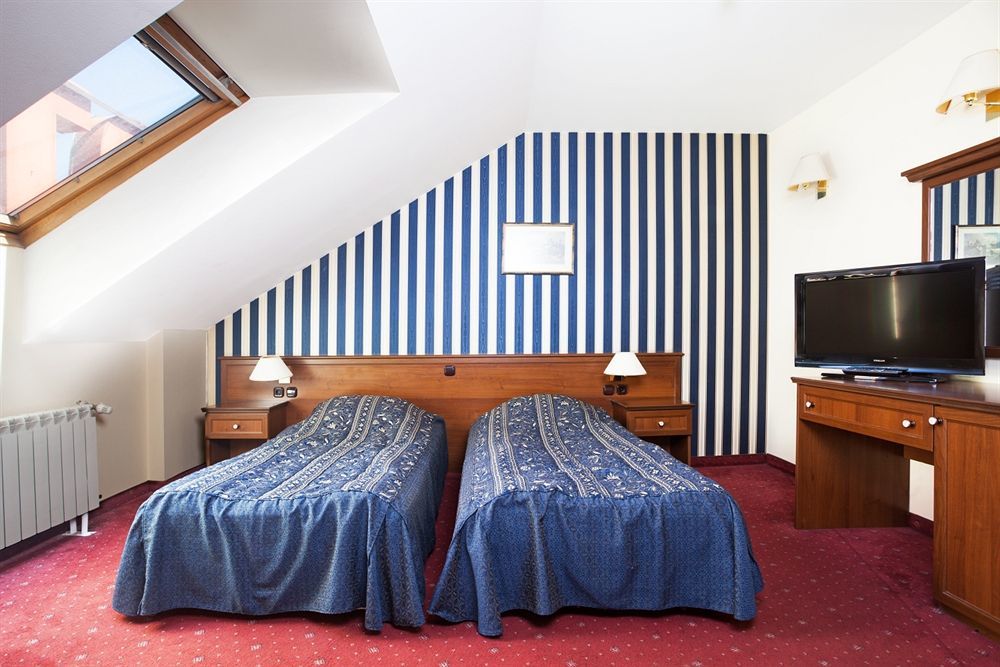 Lion Otel 3*