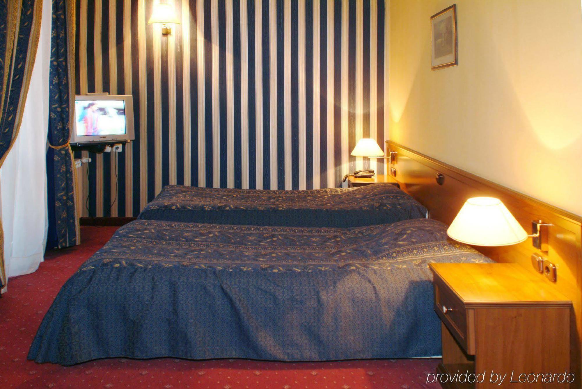 Lion 3* Sofya